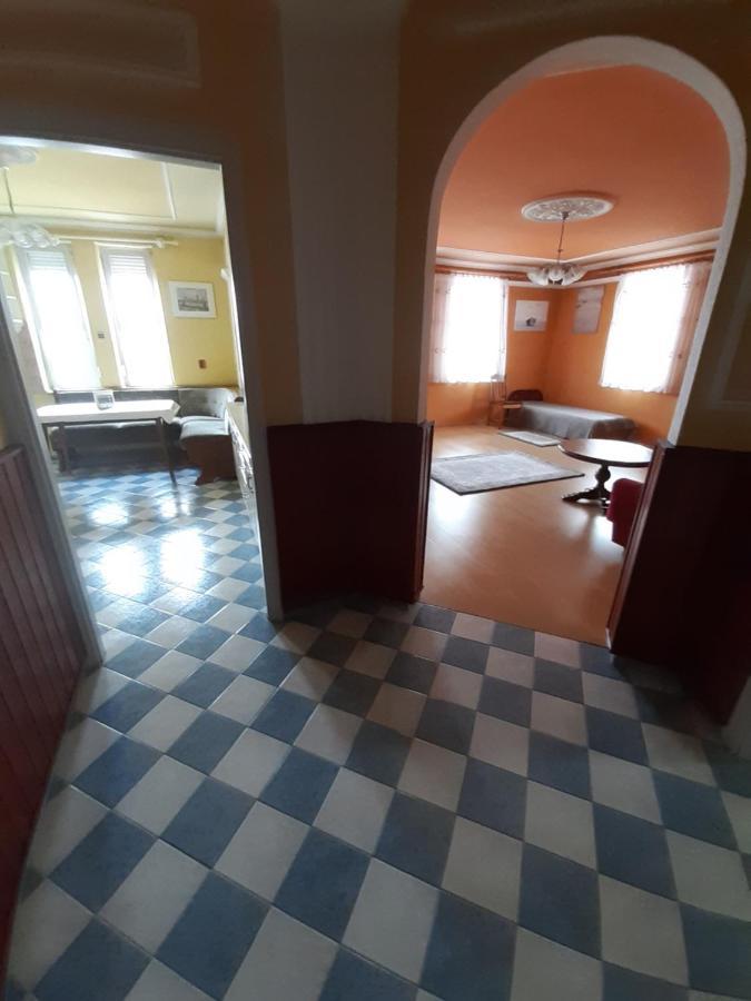 Gabor Pal 1 Apartman 1 Szoba Dunafoldvar Exterior foto